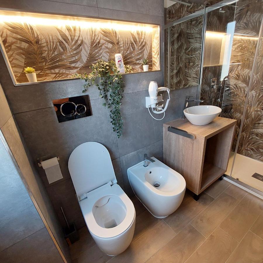 Prisco House Bed & Breakfast โรม ภายนอก รูปภาพ